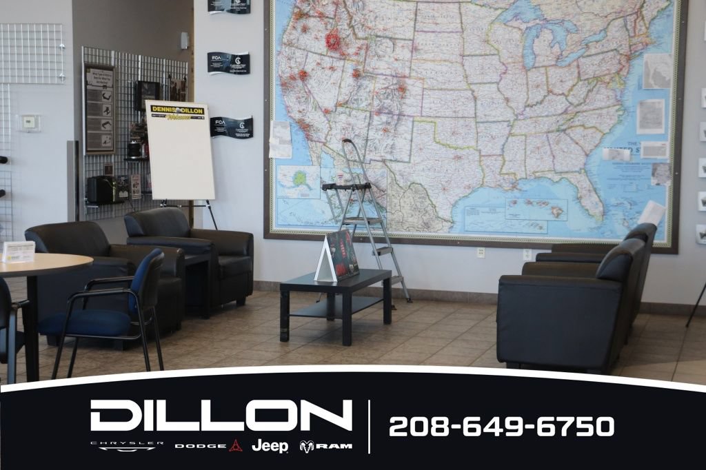 Used 2025 Chevrolet Silverado 3500 W/T AWD/4WD image 31
