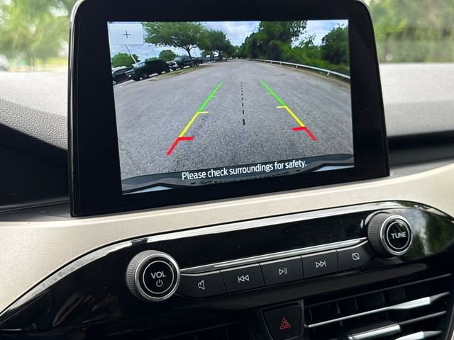 Used 2022 Ford Escape SE w/ SE Sport Appearance Package AWD/4WD image 26