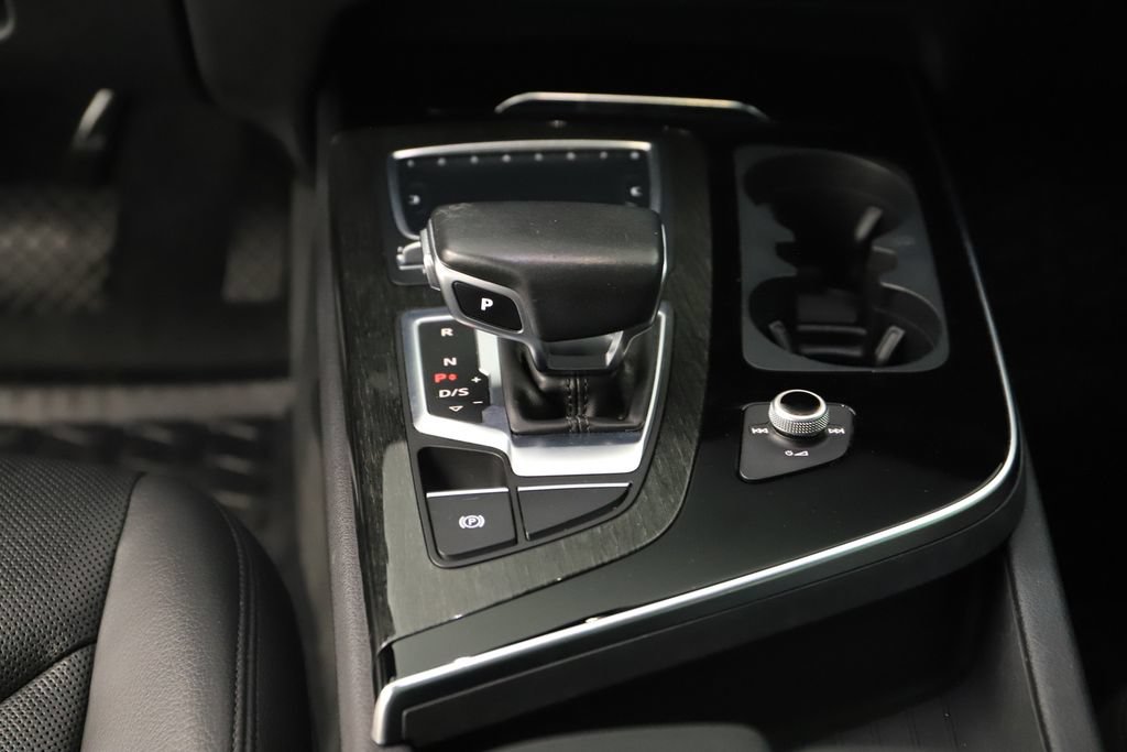 Used 2019 Audi Q7 3.0T Premium Plus w/ Premium Plus Package AWD/4WD image 21