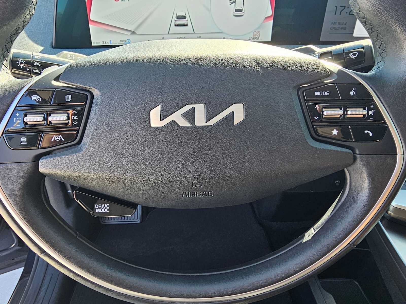 Used 2024 Kia EV6 Light RWD image 22