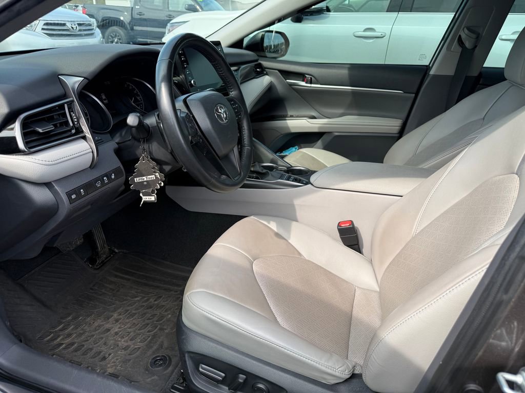 Used 2023 Toyota Camry XSE w/ Cold Weather Package FWD image 3