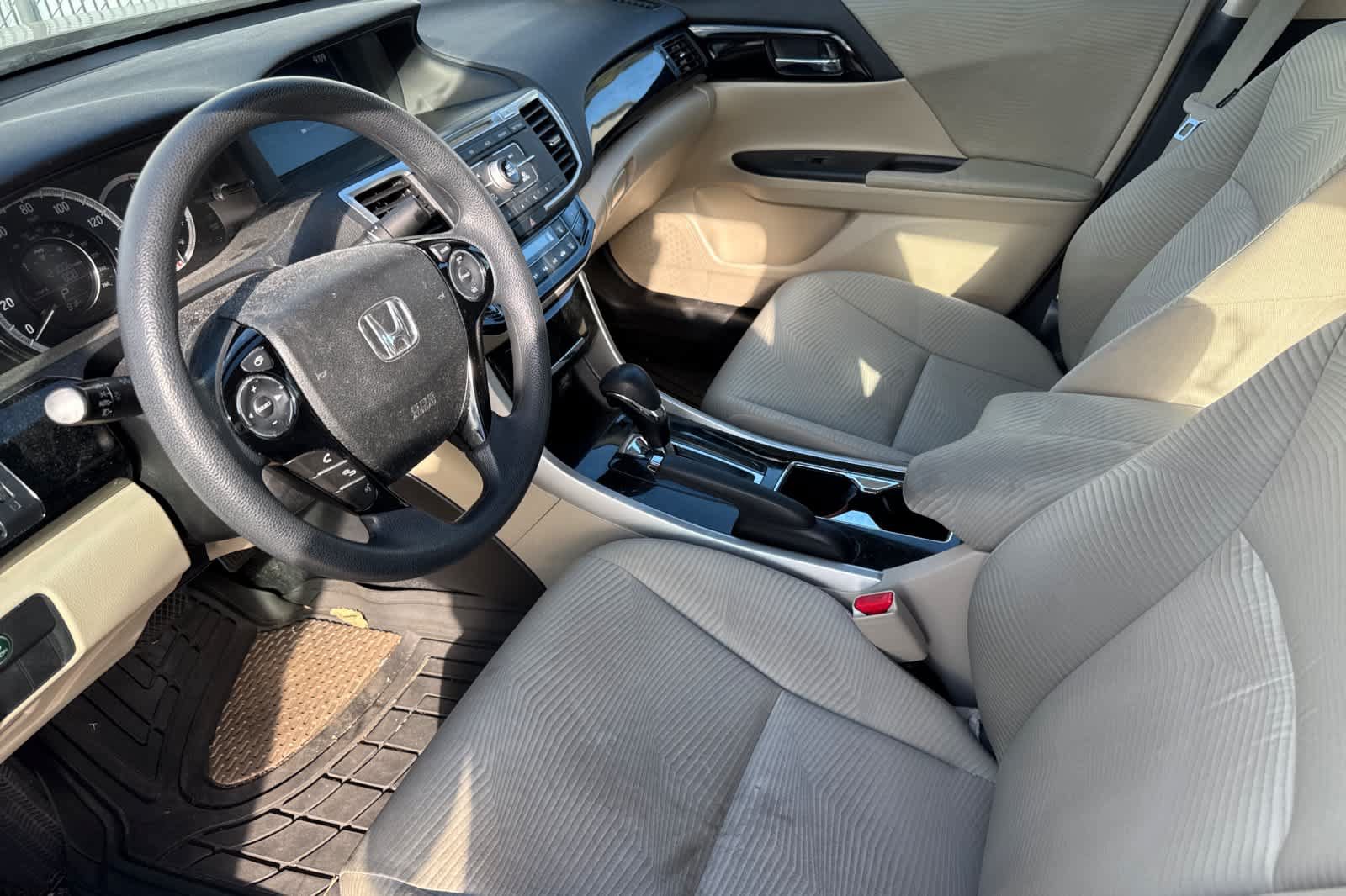 Used 2016 Honda Accord LX image 9