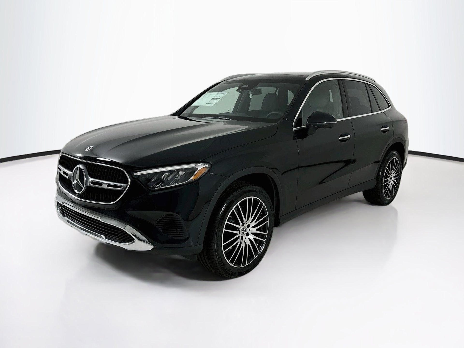 New 2027 Mercedes-Benz GLC 300 image 3