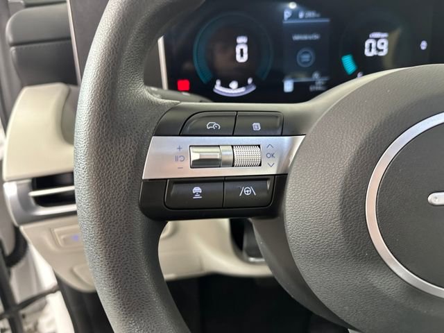 Certified 2025 Hyundai Tucson SE image 43