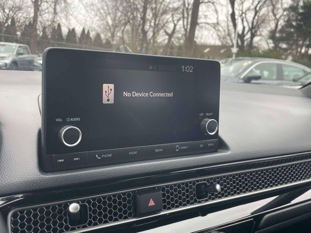 Used 2025 Honda Civic Sport image 25