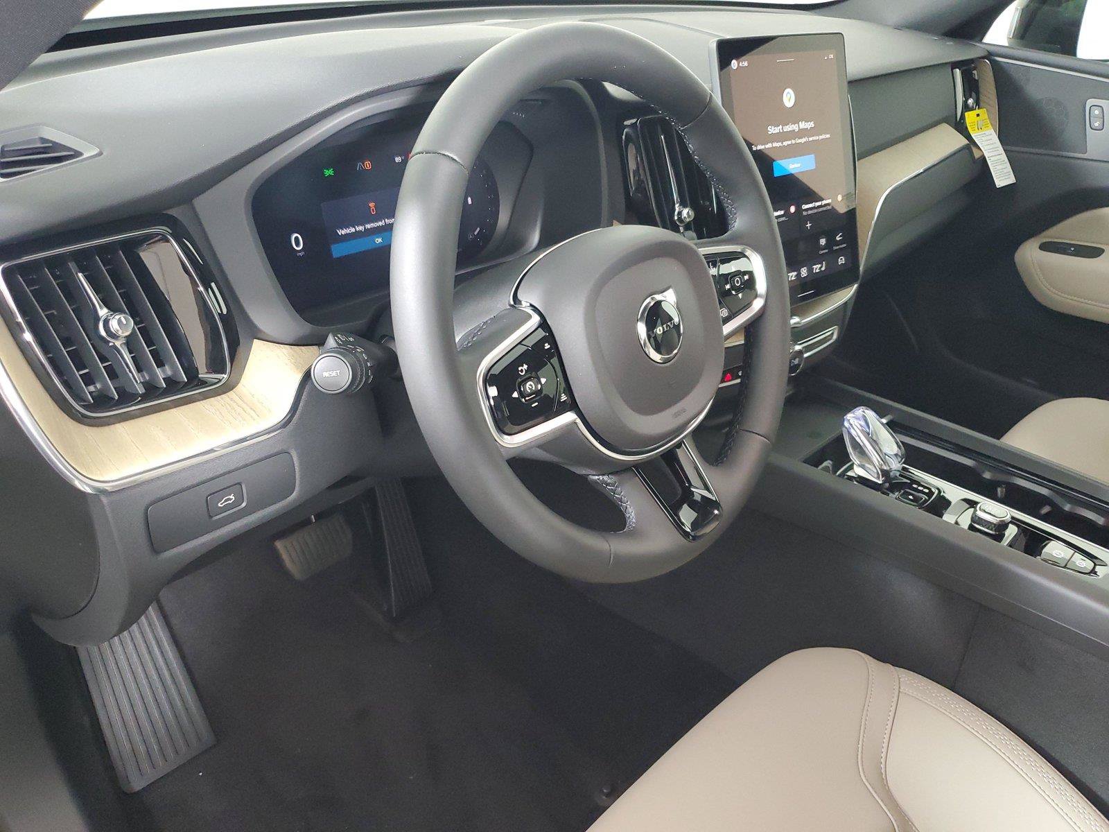New 2027 Volvo XC60 B5 Core AWD/4WD image 24