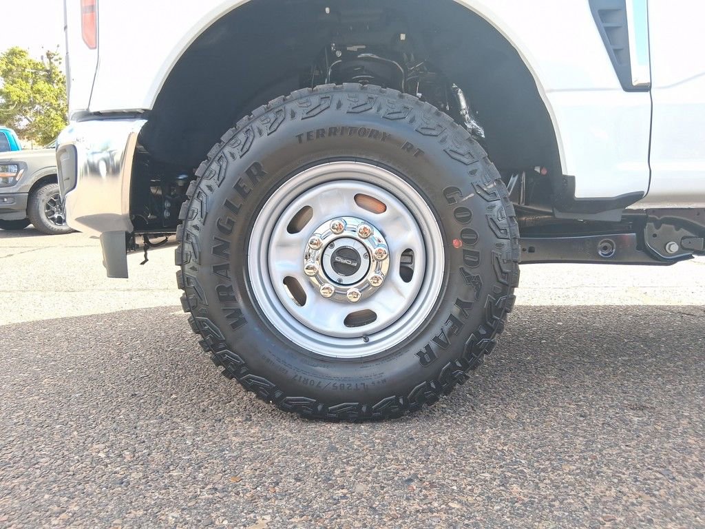 New 2026 Ford F250 XL w/ 360-Degree Camera Package AWD/4WD image 23