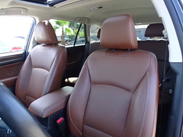 Used 2019 Subaru Outback 3.6R Touring w/ Popular Package #3A AWD/4WD image 18