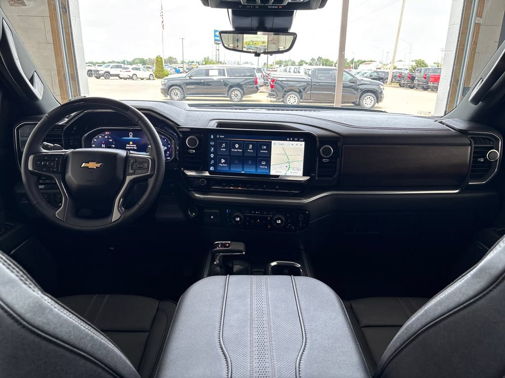 Used 2026 Chevrolet Silverado 1500 High Country AWD/4WD image 18