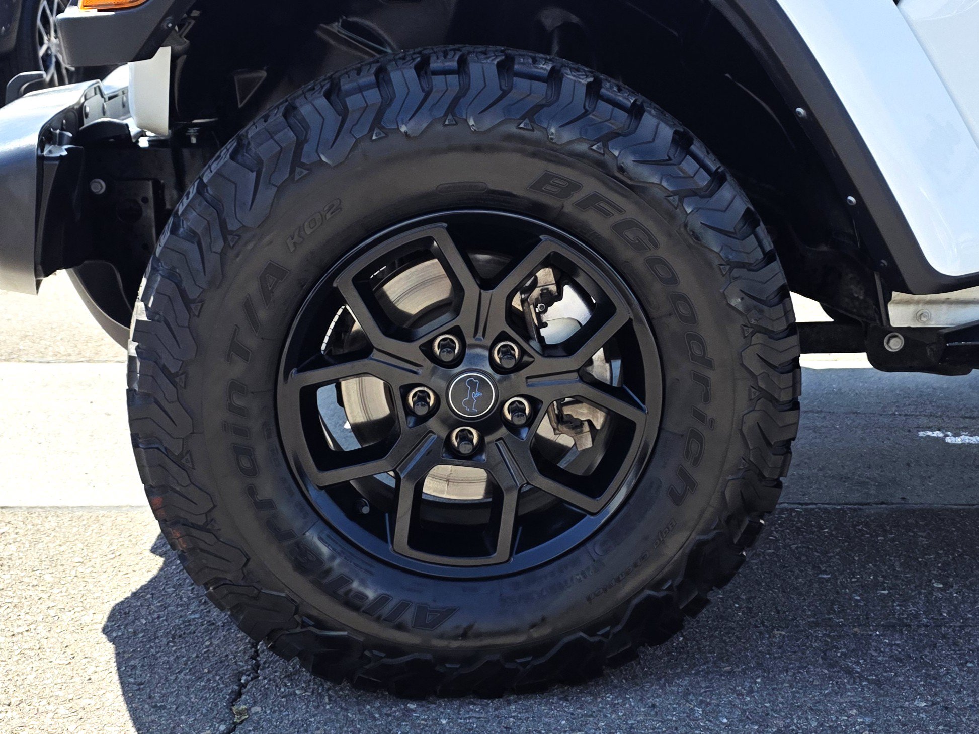 Used 2022 Jeep Gladiator Sport AWD/4WD image 9