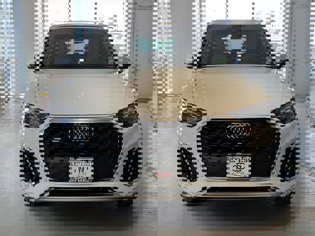 Used 2023 Audi Q5 2.0T Premium w/ Convenience Package image 2