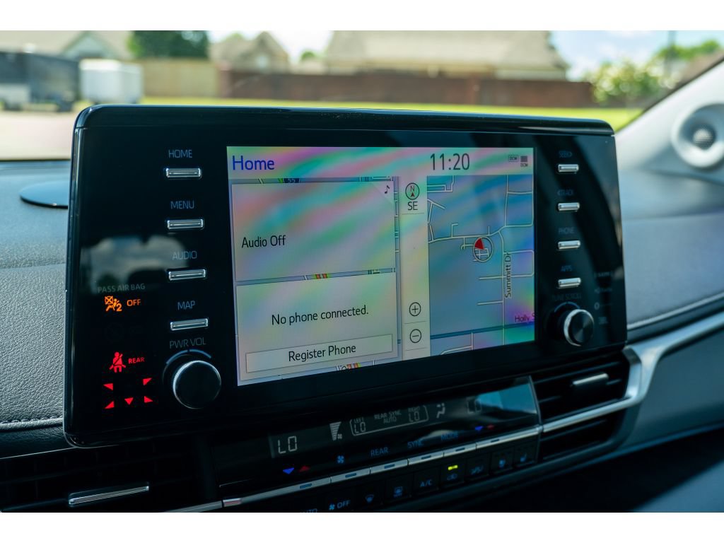 Used 2022 Toyota Sienna Limited FWD image 23