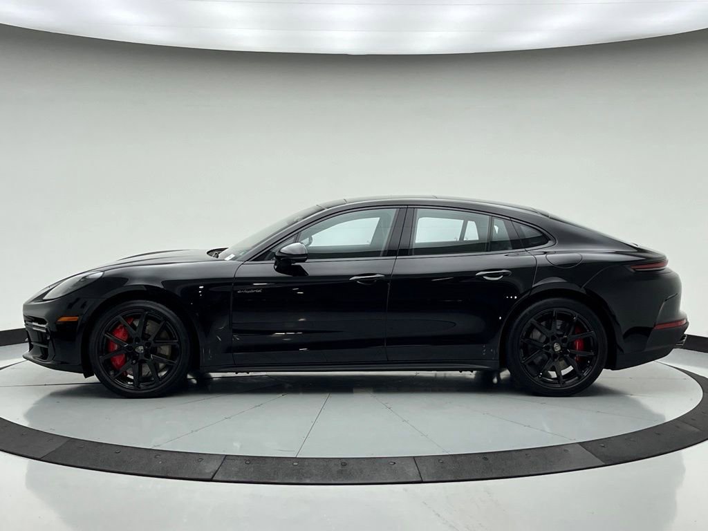 Certified 2025 Porsche Panamera Turbo image 2