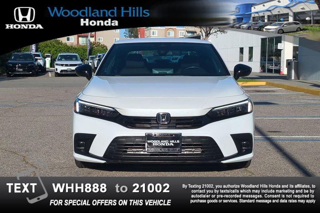 Used 2023 Honda Civic Sport image 2
