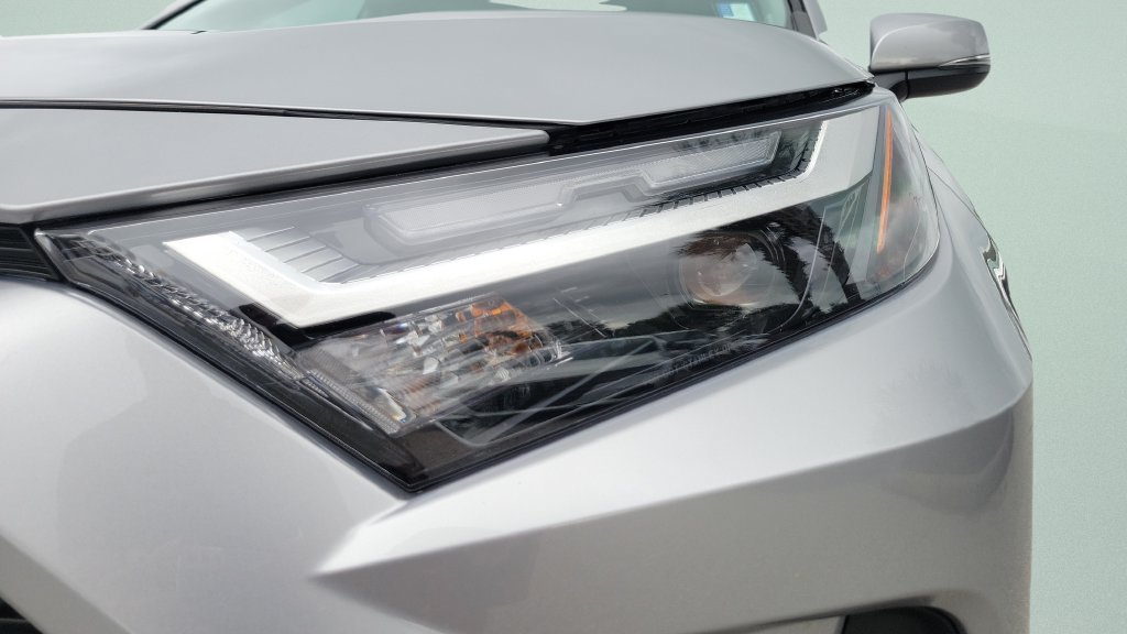 Certified 2023 Toyota RAV4 XLE Premium FWD image 25
