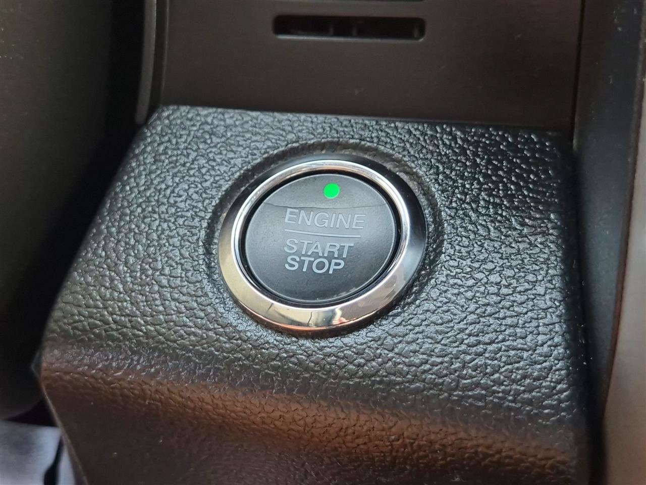 Used 2017 Ford F150 Lariat w/ Equipment Group 502A Luxury AWD/4WD image 28