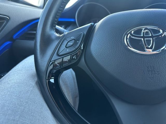 Used 2020 Toyota C-HR XLE FWD image 42