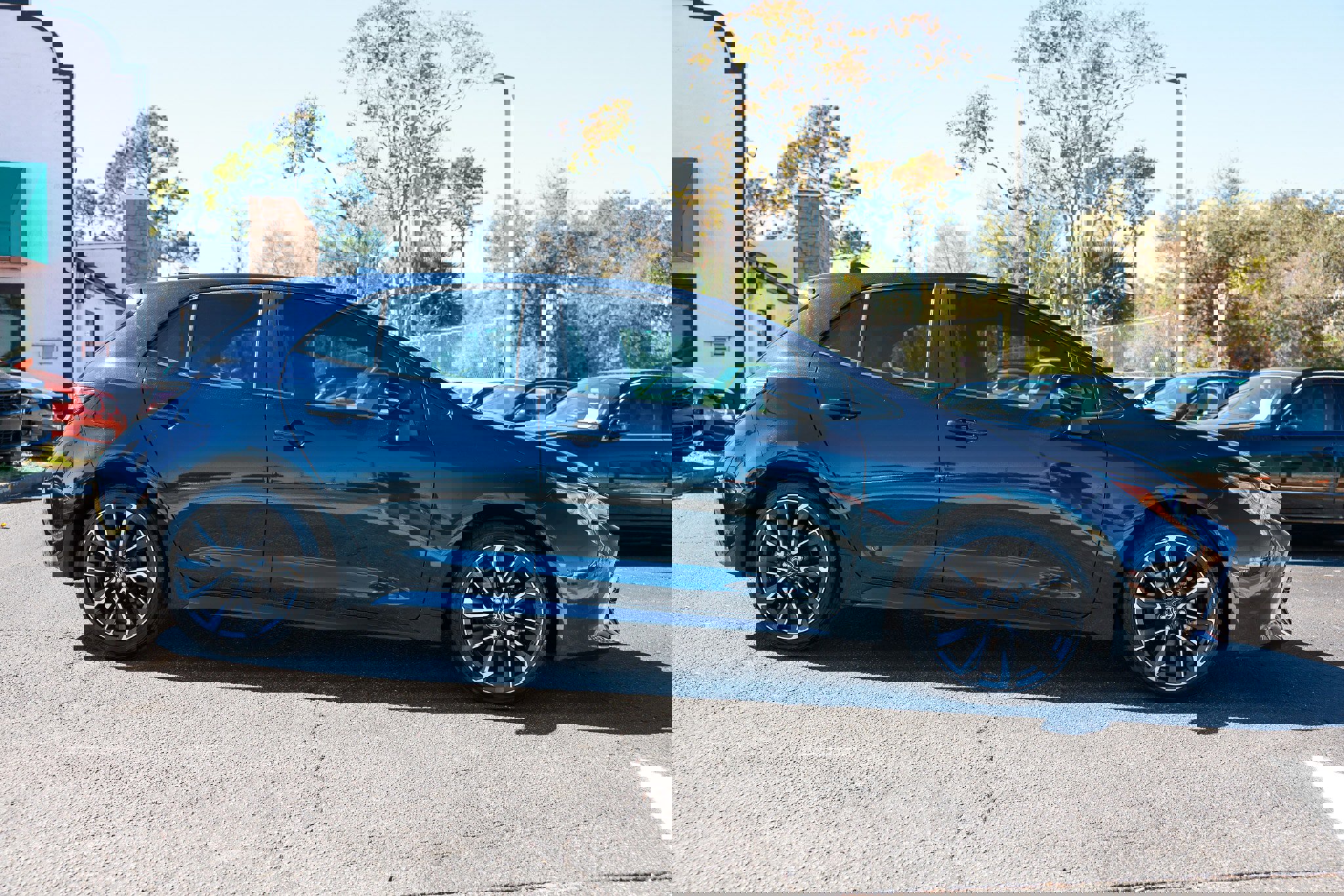 Used 2021 Toyota Corolla XSE image 18