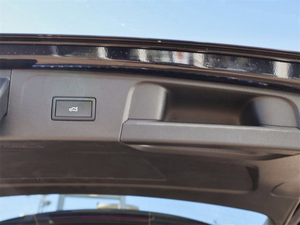 New 2026 Volkswagen Atlas SEL Premium R-Line image 11