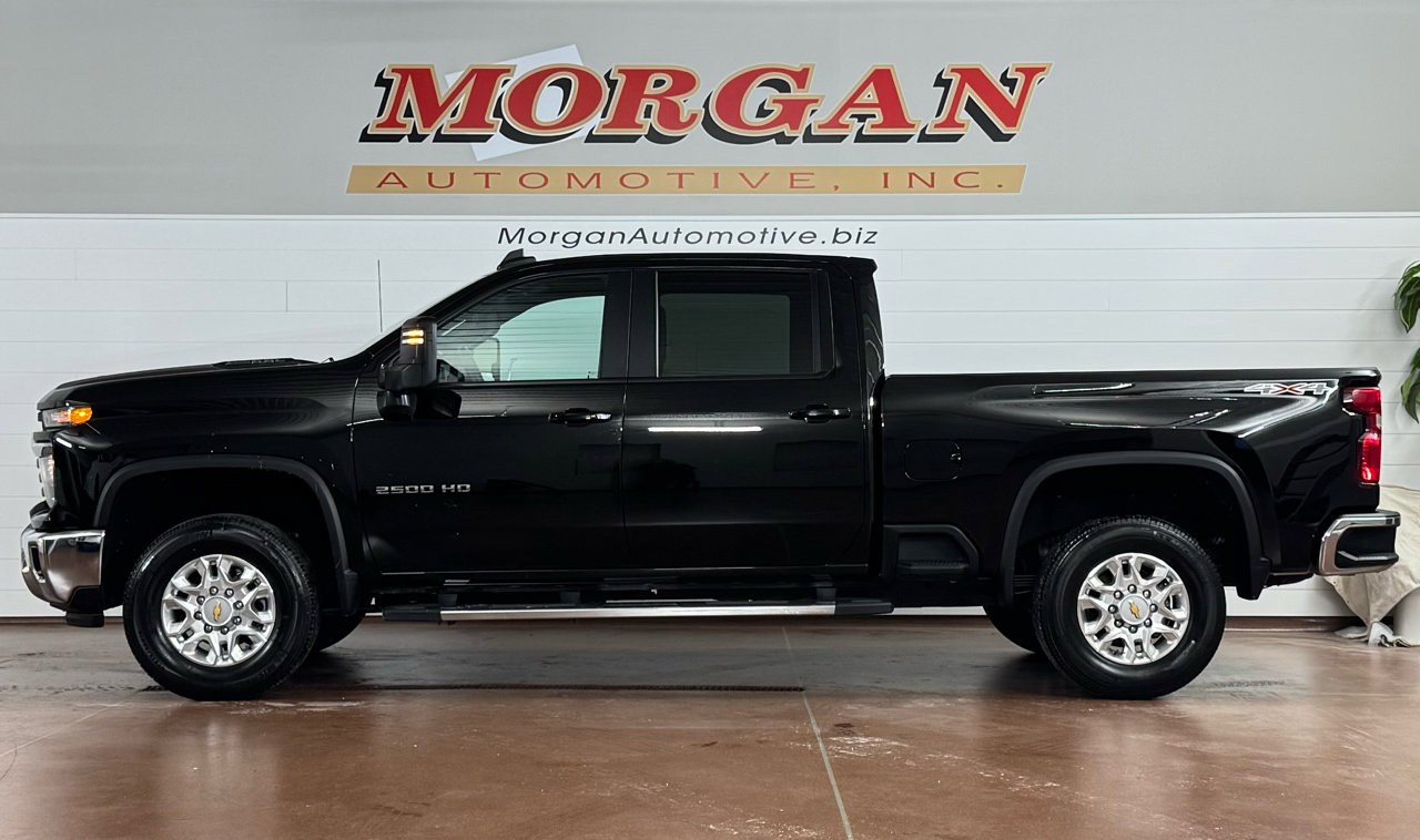 Used 2024 Chevrolet Silverado 2500 LT w/ Convenience Package image 7