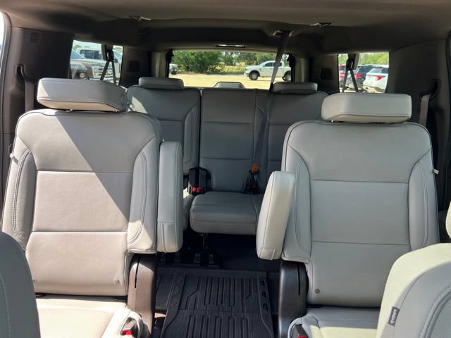 Used 2022 GMC Yukon XL SLT w/ SLT Premium Package AWD/4WD image 36