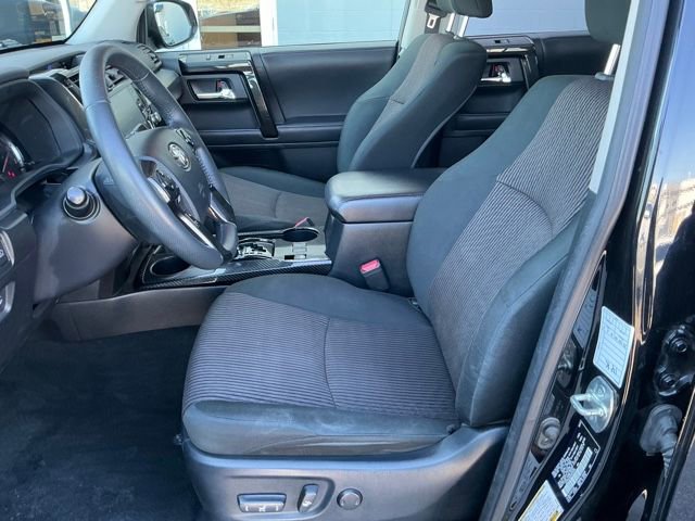 Used 2022 Toyota 4Runner TRD Off-Road image 12