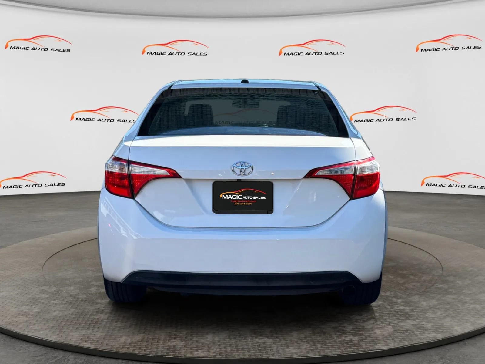 Used 2016 Toyota Corolla LE Premium FWD image 9