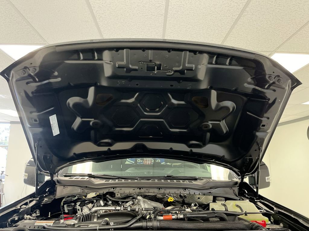 New 2025 Ford F250 Lariat w/ Lariat Ultimate Package image 13