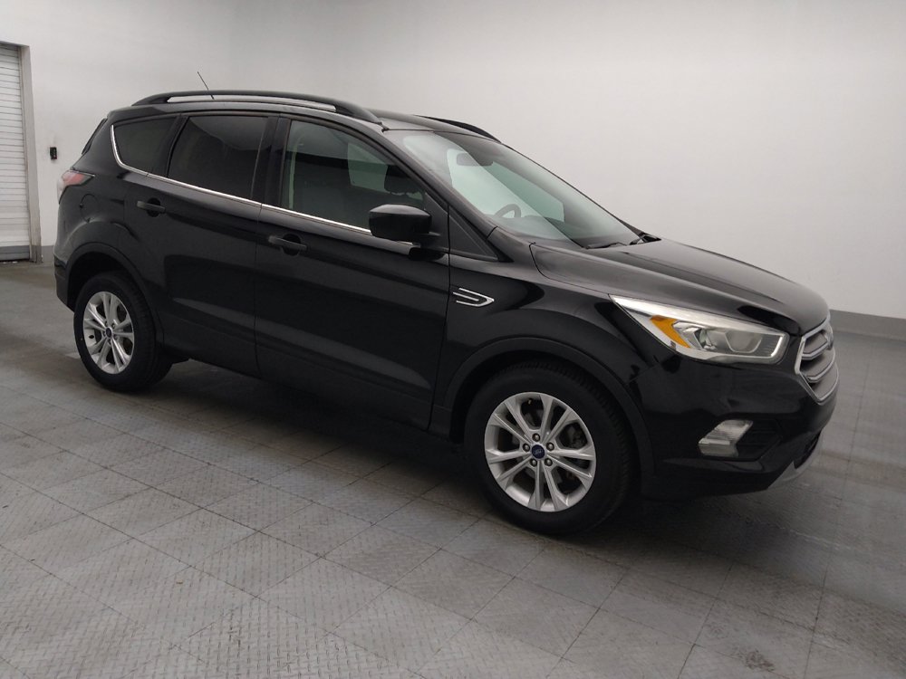 Used 2017 Ford Escape SE w/ Equipment Group 201A FWD image 11