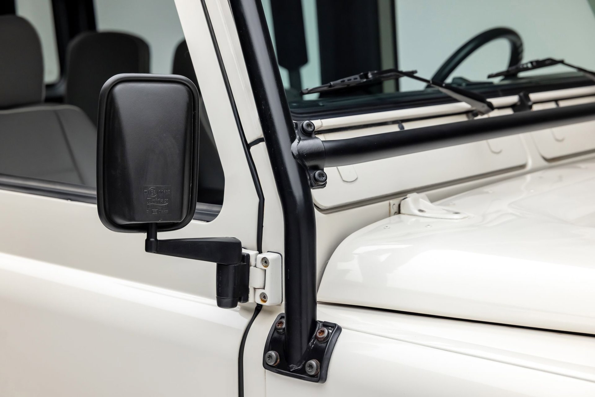 Used 1997 Land Rover Defender 90 image 30