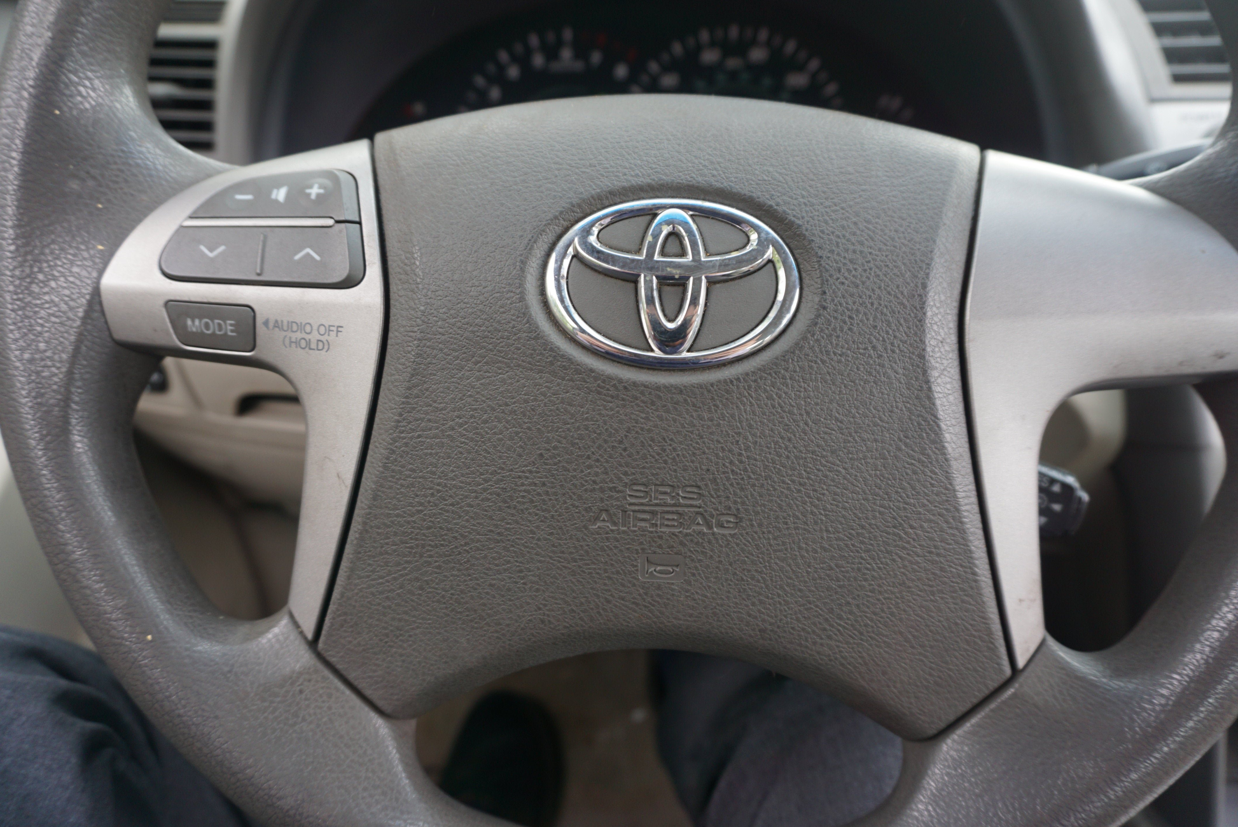 Used 2008 Toyota Camry LE FWD image 6