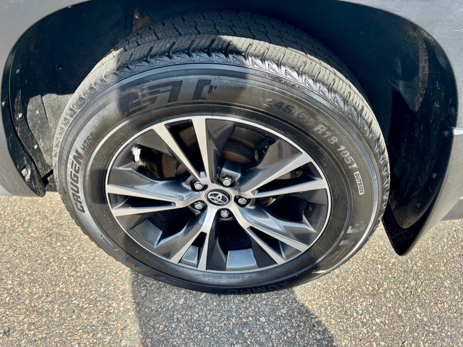 Used 2018 Toyota Highlander Plus image 40