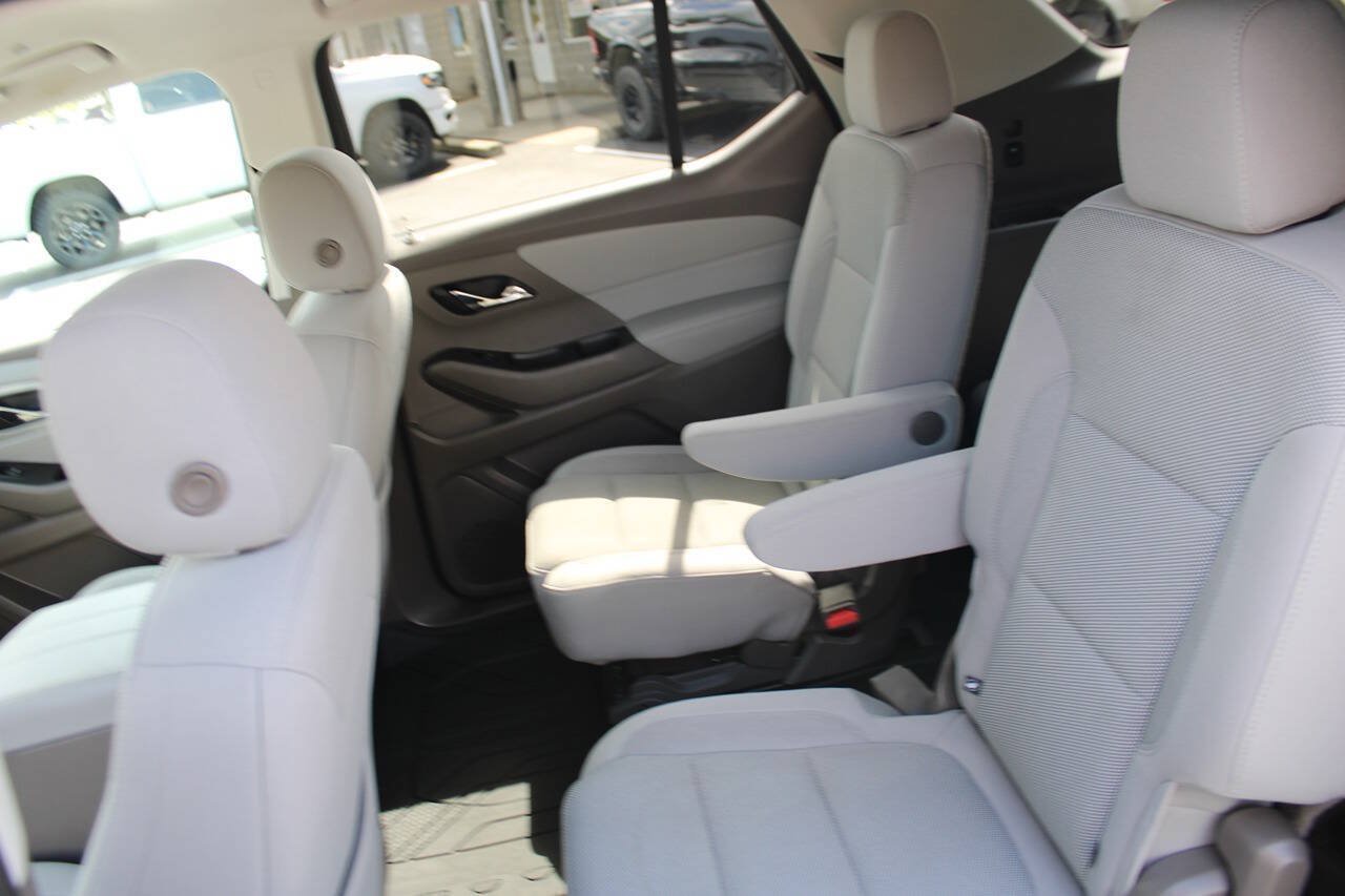 Used 2021 Chevrolet Traverse LT AWD/4WD image 31