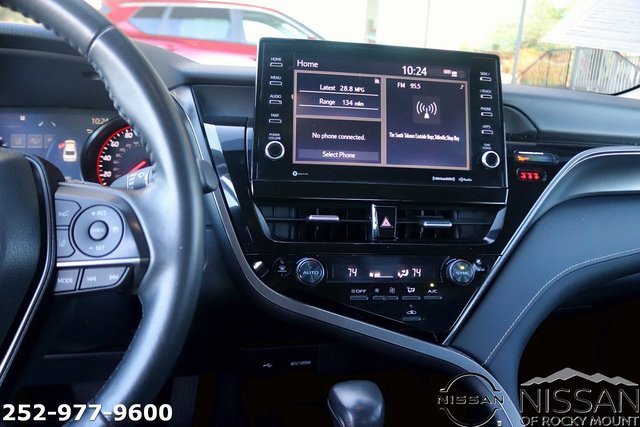 Used 2024 Toyota Camry XSE image 17