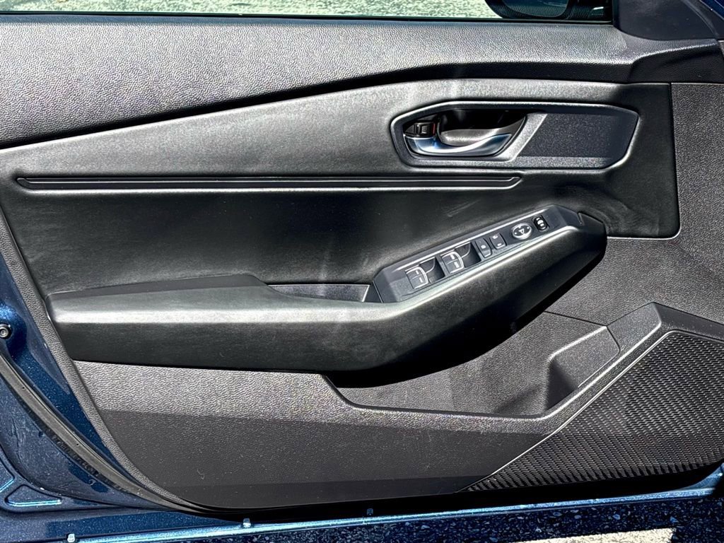 Used 2024 Honda Accord EX image 19