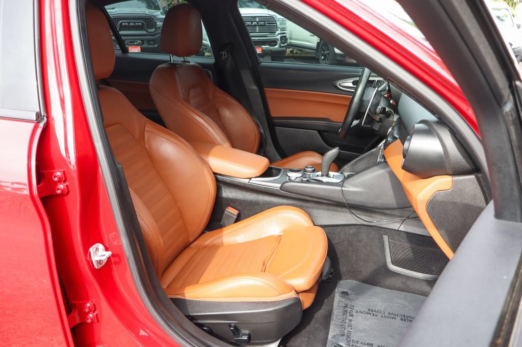 Used 2021 Alfa Romeo Giulia Ti Sport RWD image 42