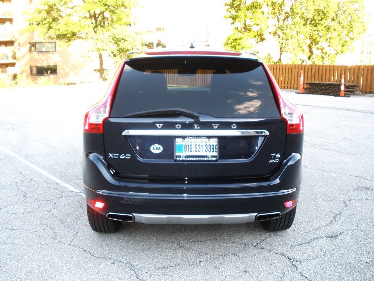 Used 2016 Volvo XC60 T6 Platinum w/ Protection Package AWD/4WD image 10