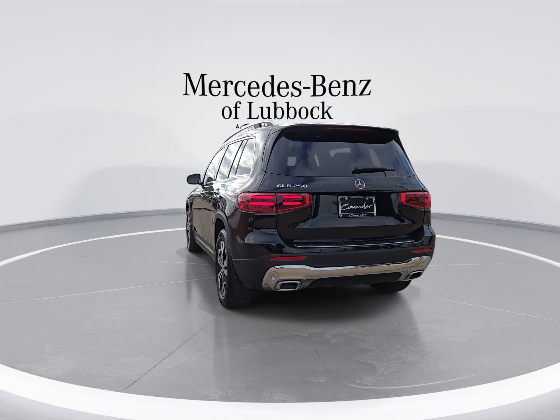 New 2026 Mercedes-Benz GLB 250 image 7
