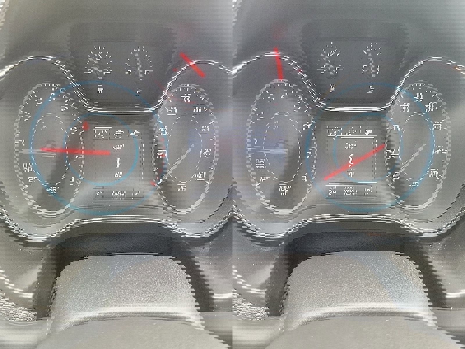 Used 2018 Chevrolet Cruze LT w/ Convenience Package image 22