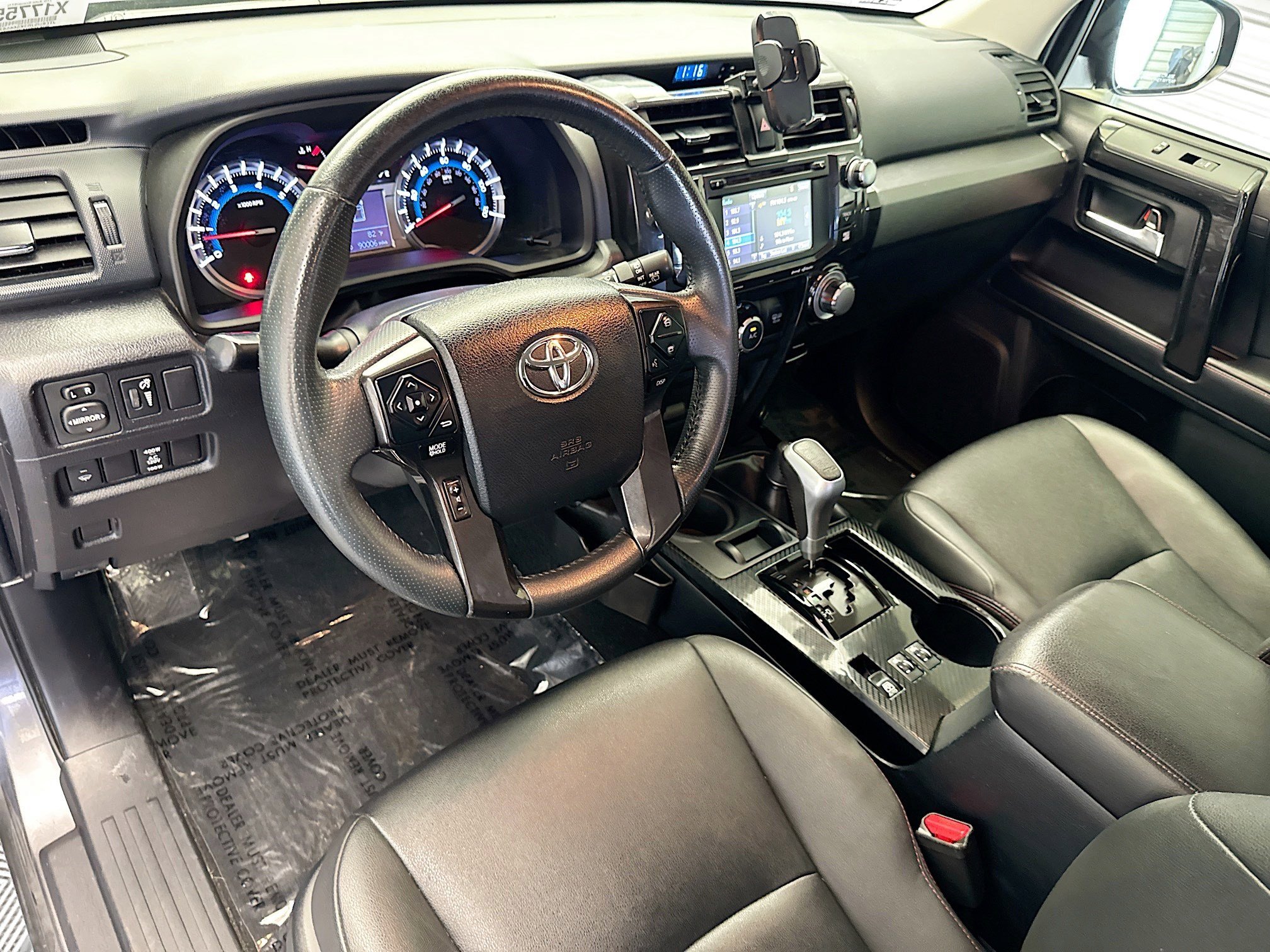 Used 2019 Toyota 4Runner TRD Off-Road Premium AWD/4WD image 7