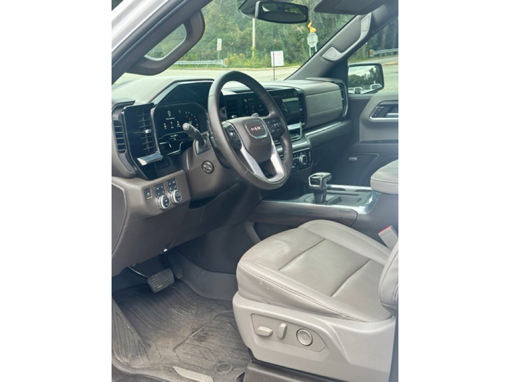 Used 2024 GMC Sierra 1500 SLT w/ SLT Premium Plus Package image 7
