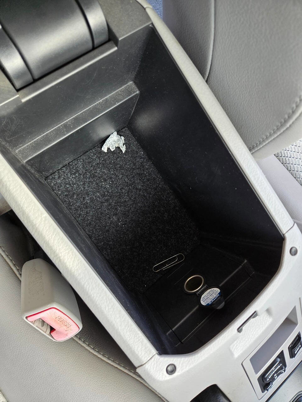 Used 2012 Toyota RAV4 EV image 39