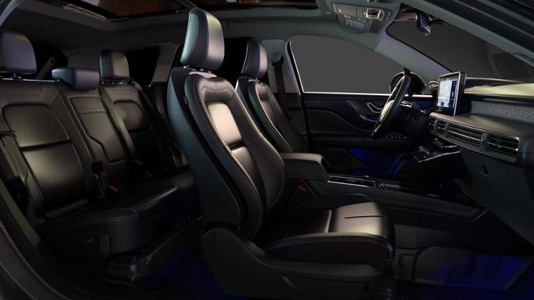 Used 2023 Lincoln Corsair Reserve w/ Equipment Group 202A image 27