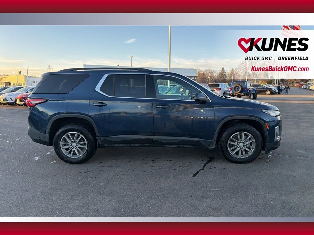 Used 2023 Chevrolet Traverse LT image 4