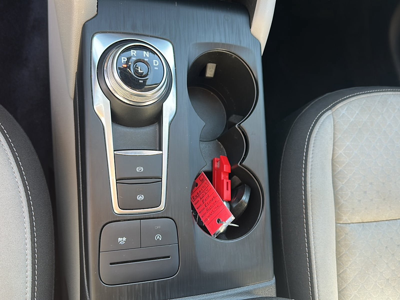 Used 2024 Ford Escape Active w/ Cold Weather Package FWD image 14