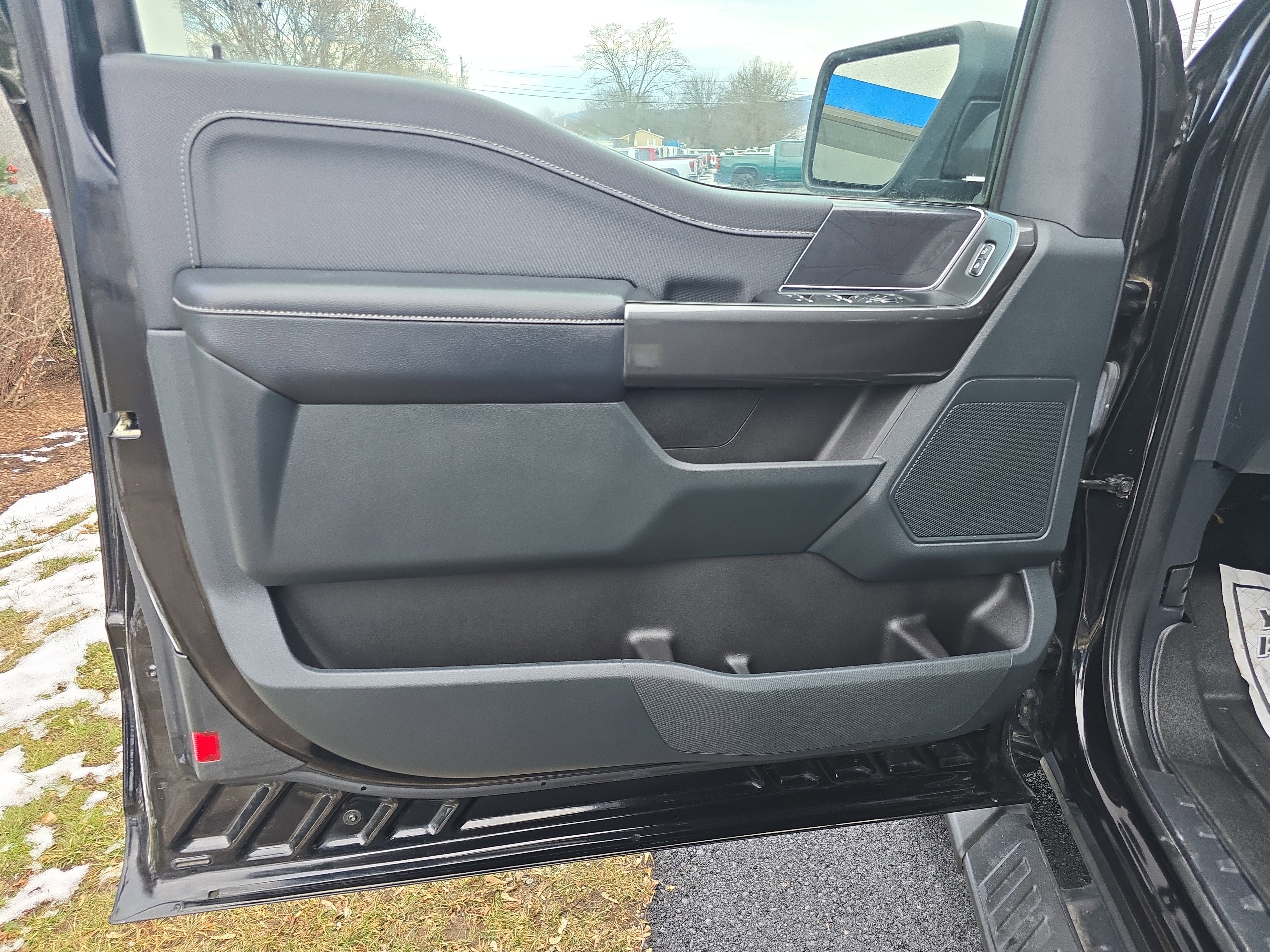 Used 2021 Ford F150 XLT w/ Equipment Group 302A High image 17