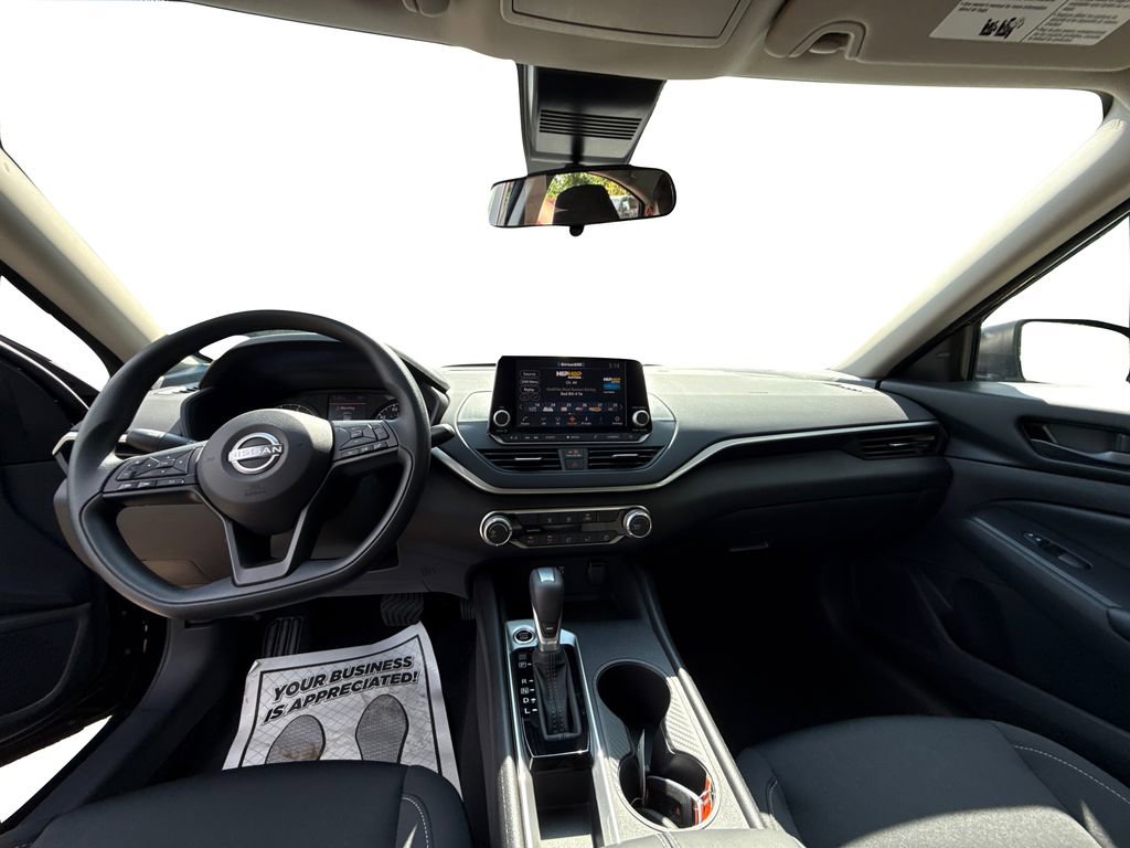 New 2025 Nissan Altima 2.5 S image 14