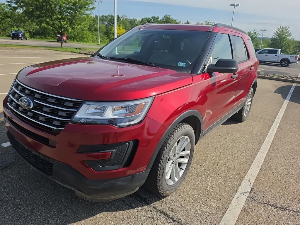 Used 2016 Ford Explorer 4WD image 2