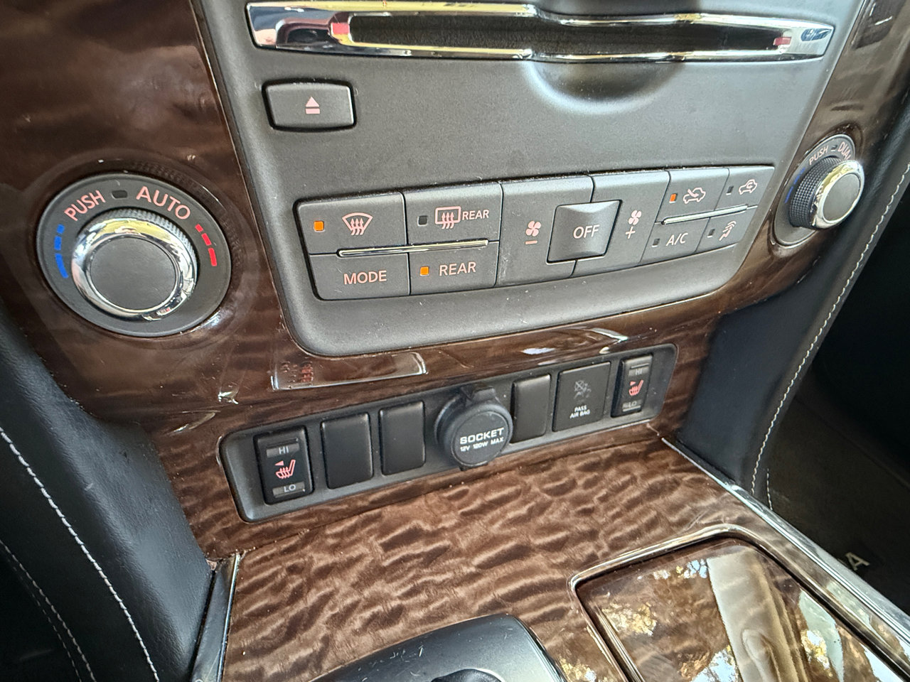 Used 2017 Nissan Armada SL image 34