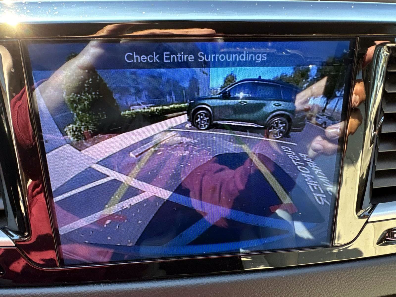 Used 2017 Chrysler Pacifica Touring-L image 28